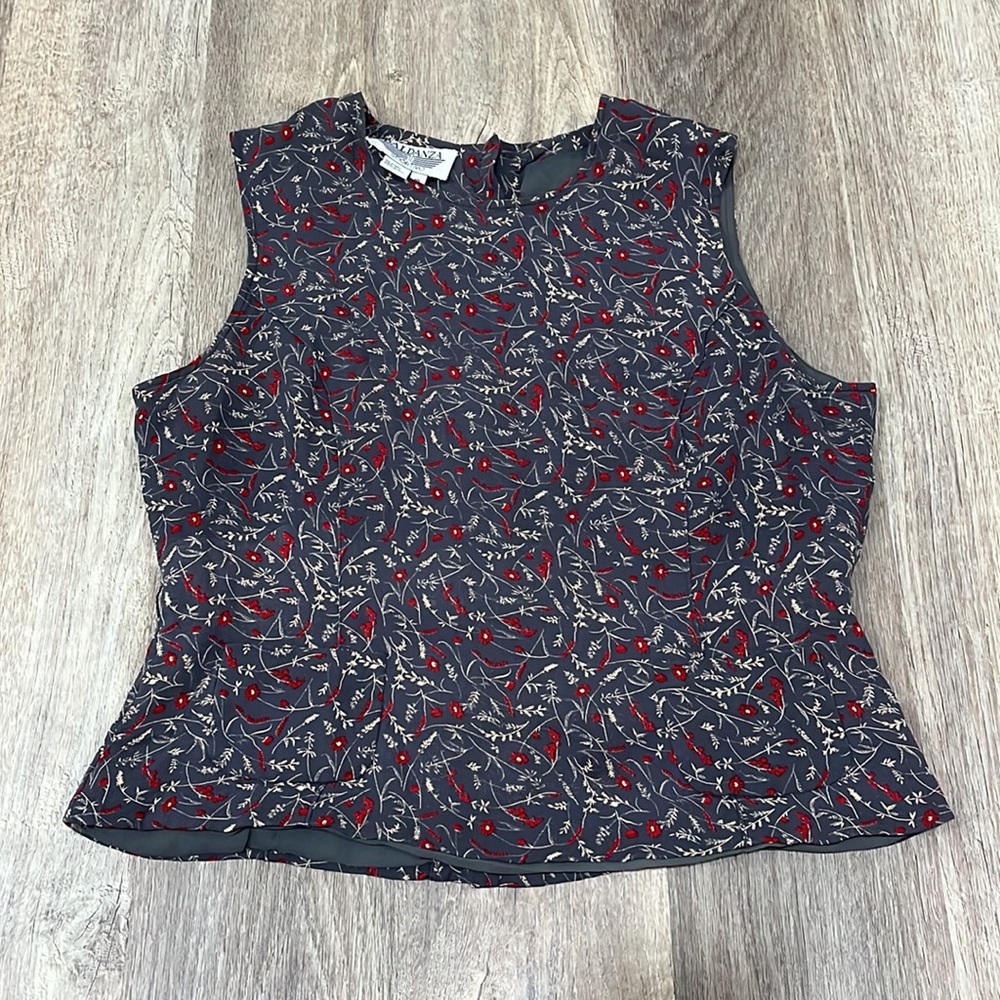 Vintage Baldanza Sportiva 100% Silk Gray Floral Tank Top With Buttons